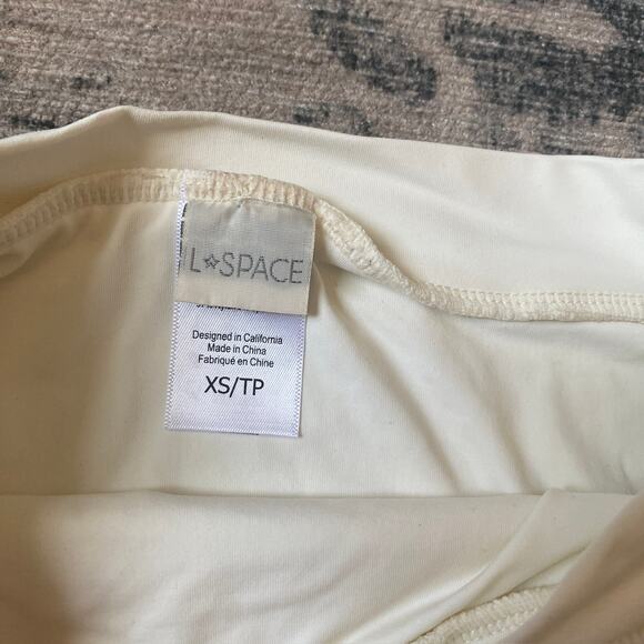 L Space Frenchi Bikini Bottom and Gemma Top White Ribbed Bikini XS - Picture 6 of 8